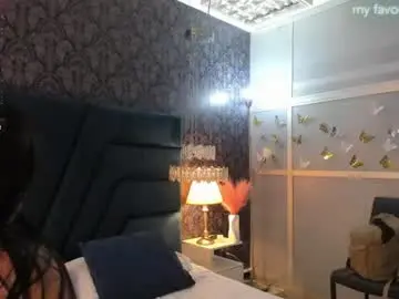 Chaturbate Watch Live Sex Cams of vivi_prinncess