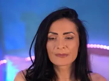 Chaturbate Watch Live Sex Cams of raisavawn