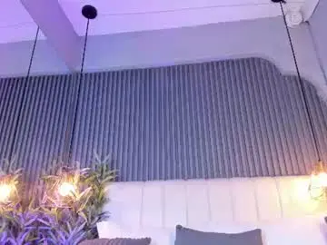 Chaturbate Live Sex Cam of linaglam