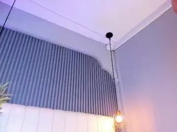 Chaturbate Live Sex Cam of linaglam