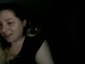 Chaturbate Live Sex Cam of candycream74