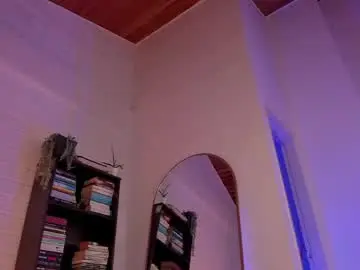 cris_roberts from chaturbate