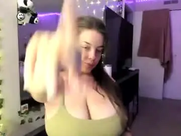 ivyheavenxo from chaturbate