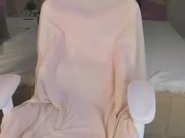 Chaturbate Live Sex Cam of berta_kelly