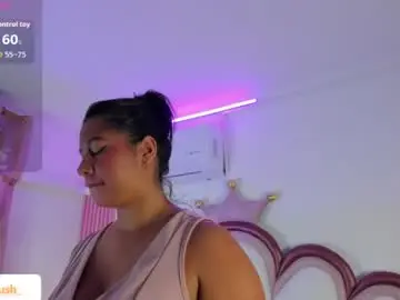 Chaturbate Live Sex Cam of emmacrush