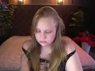 Chaturbate Adult Webcams of crystallpaws_