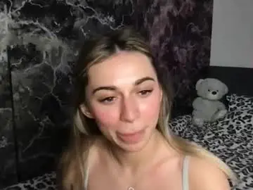 Chaturbate Live Sex Cam of miri07