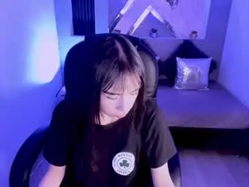 hanna_bloomm from chaturbate
