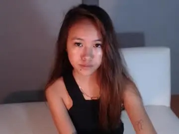 Chaturbate Watch Live Sex Cams of prettyhotshakira