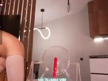 Chaturbate Watch Live Sex Cams of mon1_day
