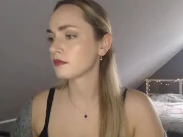 Chaturbate Live Sex Cam of scarlettxblonde