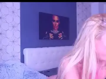 Chaturbate Live Sex Cam of marimais