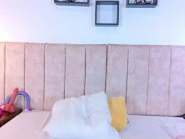 Chaturbate Watch Live Sex Cams of zoehot11