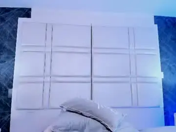 Chaturbate Free Porn Cam of charlotte_whitee1