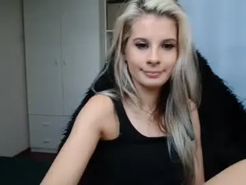 Chaturbate Watch Live Sex Cams of kristineamore