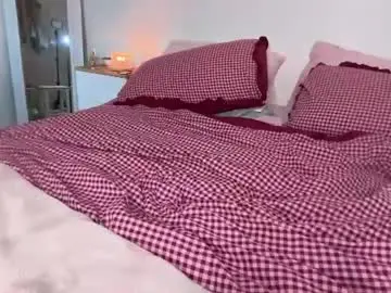 lillyyfaithh from chaturbate