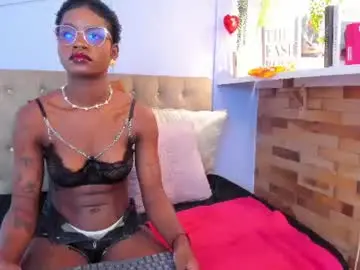 Chaturbate Live Porn of amelia_adms