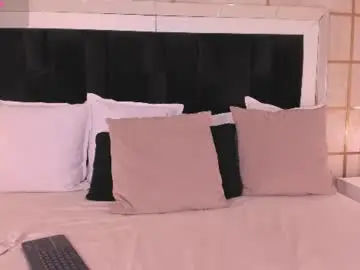 Chaturbate Best live sex cam show of crysta_lrose_