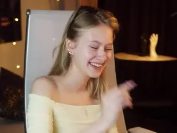 Chaturbate Sex Cam of evemundie