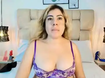 Chaturbate Free Porn Cam of sarablonde_t