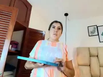 Chaturbate Adult Video Chat of sarablonde_t