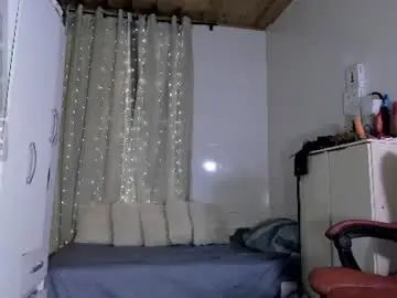 Chaturbate Watch Live Sex Cams of chica_hot24