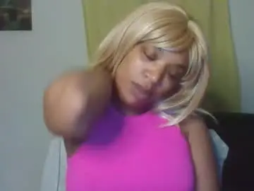 kelliecapri from chaturbate