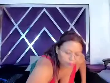 Chaturbate Live Porn of mairaasm