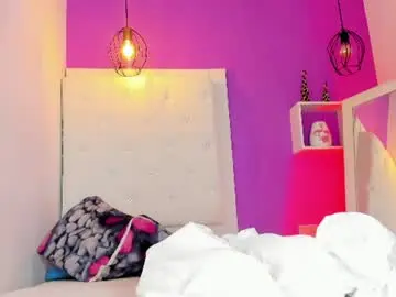 Chaturbate Free Live Porn of roxy_sexy69