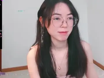 Chaturbate Adult Webcams of happyluckyrose