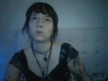 dead_moonxx from chaturbate