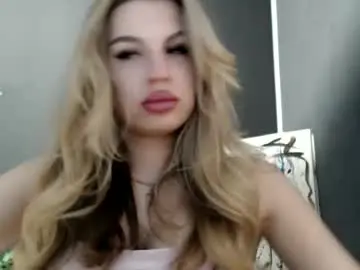 Chaturbate Watch Live Sex Cams of rosaline_ly