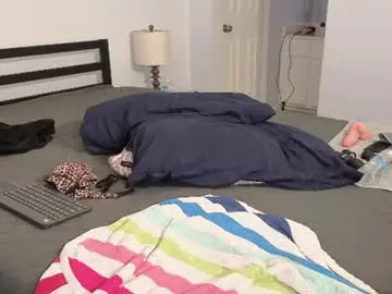 Chaturbate Live Sex Cam of lily_cookie_001