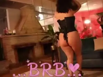 Chaturbate Adult Webcam of mia_helll