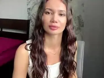 Chaturbate Adult Video Chat of serafinahattan