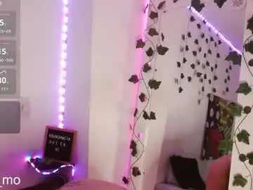 Chaturbate Watch Live Sex Cams of sweett_minionn