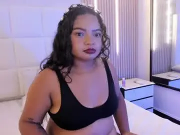Chaturbate Live Sex Cam of kyliee_moore_