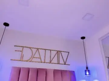 Chaturbate Best live sex cam show of kiara_rose1