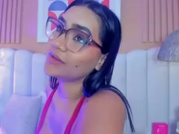 Chaturbate Nude Webcam of noa_moon