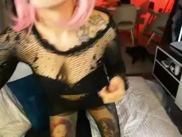 Chaturbate Live Sex Cam of redlu_1
