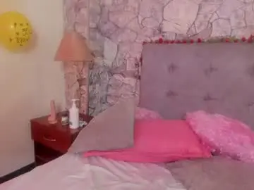 Chaturbate Live Porn of sky_lake
