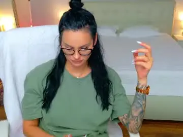 Chaturbate Adult Webcams of divineluxe