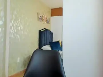 Chaturbate Sex Chat of lunaavelvets