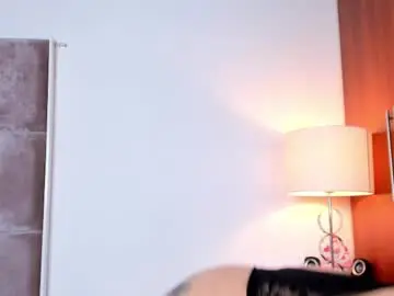 Chaturbate Nude Webcam of nia_bunny