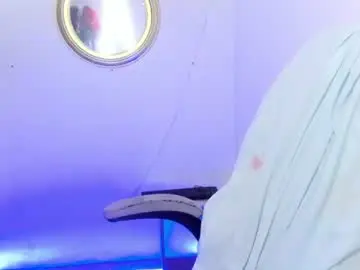 Chaturbate Live Sex Cam of latinamav22