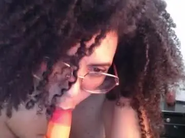 Chaturbate Free Live Porn of niky_golden