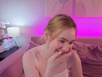 Chaturbate Live Sex Cam of alisa_lesly