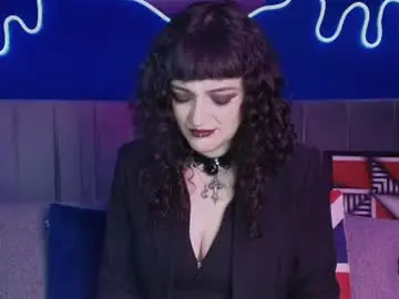jeannesabatier from chaturbate