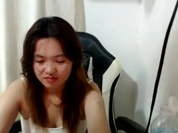 Chaturbate Adult Video Chat of asian_honey69