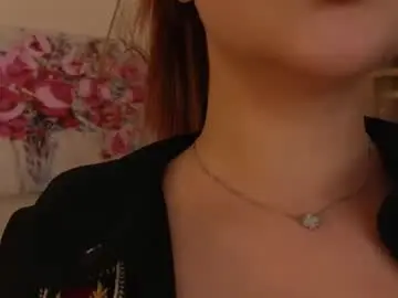 Chaturbate Live Sex of emina_woody